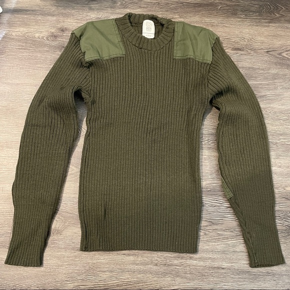 Knitted Olive Green Wool Sweater Vintage - Picture 5 of 11